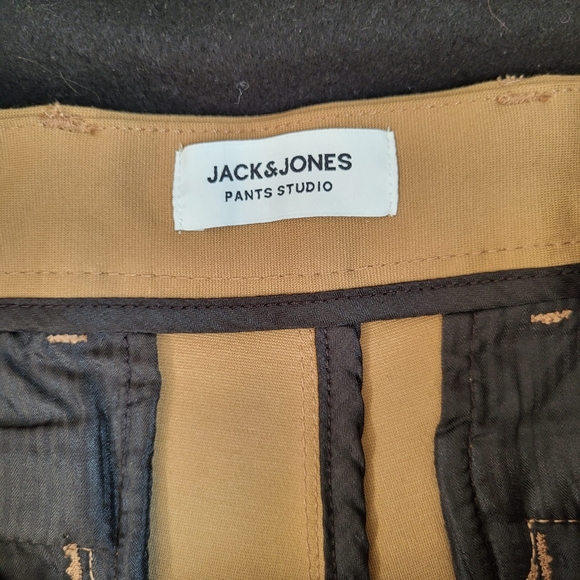 Jack & Jones Slim Fit Chinos - Picture 10 of 10